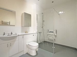 Photo 28- click for photo gallery